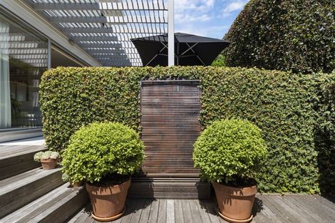 Photo of property in 87b Castor Bay Road, Castor Bay, Auckland, 0620