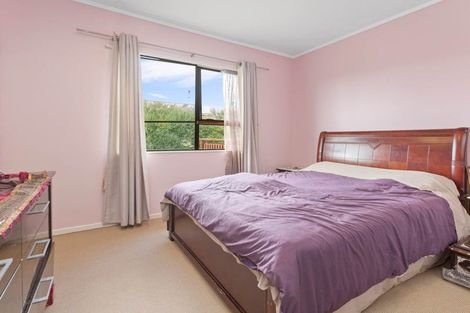 Photo of property in 21 Flaunty Place, West Harbour, Auckland, 0618