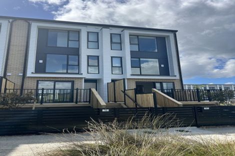 Photo of property in 73 Settlers Avenue, Hobsonville, Auckland, 0618