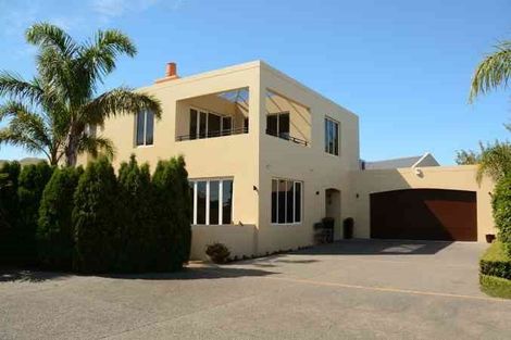 Photo of property in 51 Hikanui Drive, Havelock North, 4130