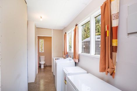 Photo of property in 135 Zigzag Road, Pohangina, Feilding, 4775