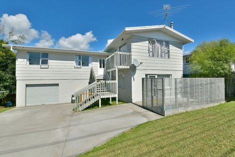 Photo of property in 53 Vipond Road, Stanmore Bay, Whangaparaoa, 0932