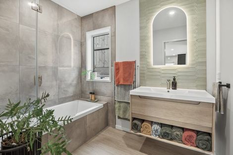 Photo of property in 6a Carey Street, Maeroa, Hamilton, 3200