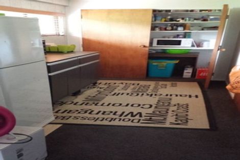 Photo of property in 170 Bombay Road, Bombay, 2675