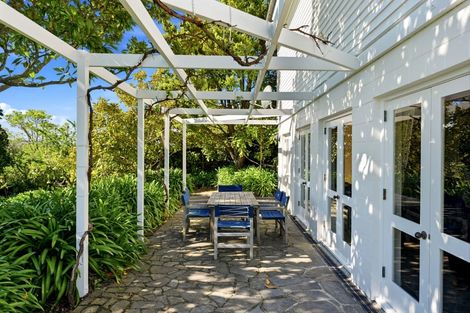 Photo of property in 17 Heaton Rhodes Place, Cashmere, Christchurch, 8022