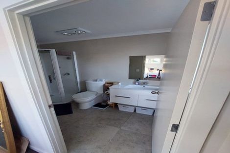 Photo of property in 6 Mill Grove, Riverhead, 0820