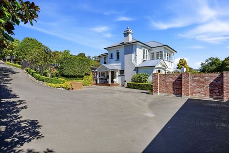 Photo of property in 17 Heaton Rhodes Place, Cashmere, Christchurch, 8022