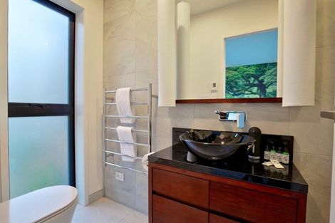 Photo of property in 61 Middleton Road, Queenstown Hill, Queenstown, 9300