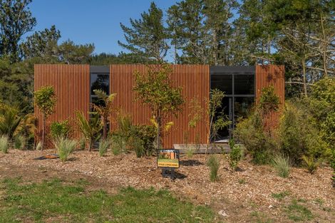 Photo of property in 5 Inspired Way, Pauanui, 3579