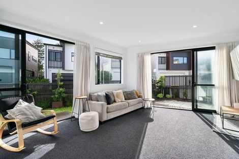 Photo of property in 24 Frank Gill Road, Hobsonville, Auckland, 0616