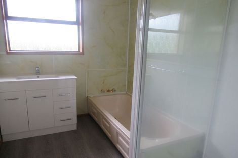 Photo of property in 20 Park Avenue, Waikanae, 5036