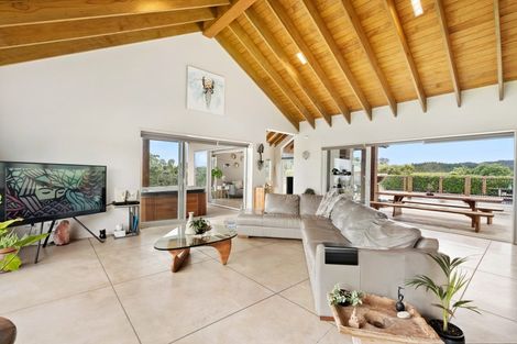 Photo of property in 318 Stoney Creek Road, Kaukapakapa, 0873