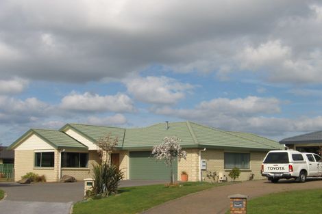 Photo of property in 19 Mccahon Drive, Pukehangi, Rotorua, 3015