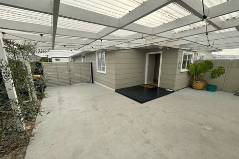 Photo of property in 41 Effingham Street, North New Brighton, Christchurch, 8083