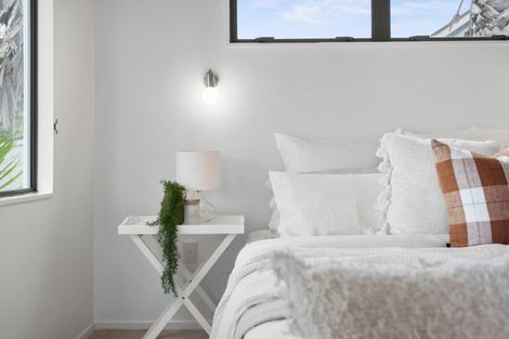 Photo of property in 2/321 Lake Road, Hauraki, Auckland, 0622