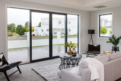 Photo of property in 92 Jickell Street, Hokowhitu, Palmerston North, 4410