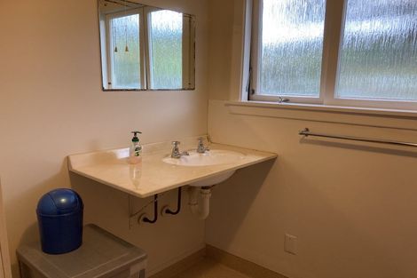 Photo of property in 38 Marine Parade, Macandrew Bay, Dunedin, 9014