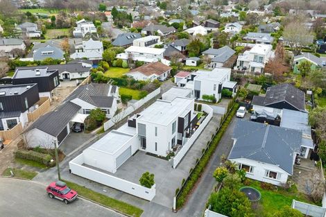 Photo of property in 11 Roa Road, Fendalton, Christchurch, 8041