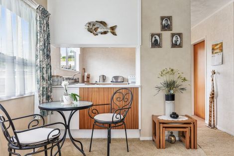 Photo of property in 414 Kahikatea Drive, Dinsdale, Hamilton, 3204