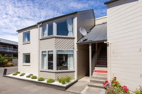 Photo of property in 2f Church Street, Akaroa, 7520