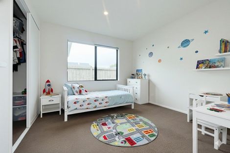 Photo of property in 6 Riria Crescent, Takanini, 2112