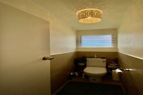 Photo of property in 65 Orams Road, Hillpark, Auckland, 2102