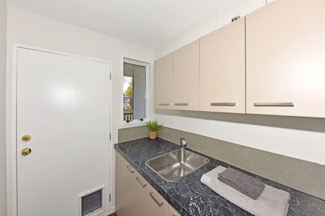 Photo of property in 2/19 Moreland Avenue, Papanui, Christchurch, 8053