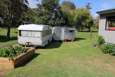 Photo of property in 116 Pinewood Court, Matarangi, Whitianga, 3592