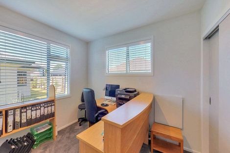 Photo of property in 19 Noumea Drive, Rangatira Park, Taupo, 3330