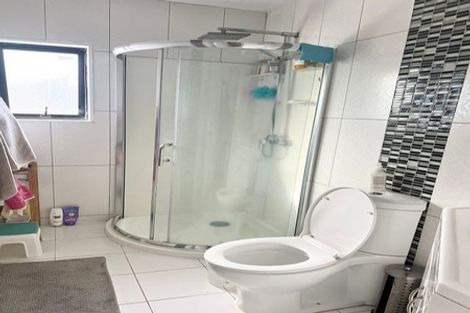 Photo of property in 38 Kenderdine Road, Papatoetoe, Auckland, 2025