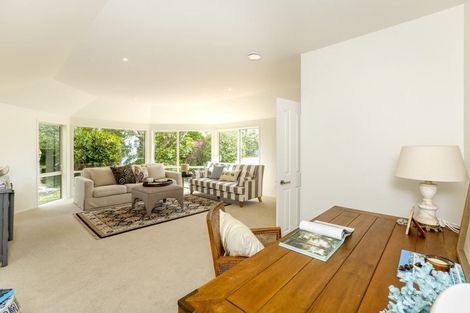 Photo of property in 1a Cannon Street, Westown, New Plymouth, 4310