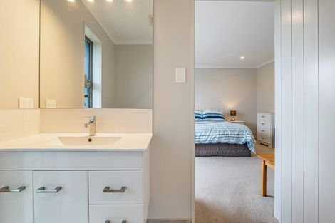 Photo of property in 2 Settlers View, Waipu, 0510