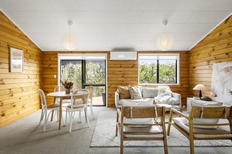 Photo of property in 30a Lancaster Road, Beach Haven, Auckland, 0626