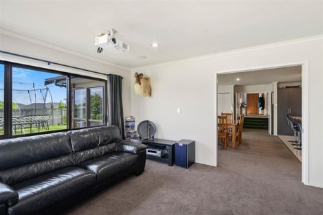 Photo of property in 16 Devoy Drive, Owhata, Rotorua, 3010