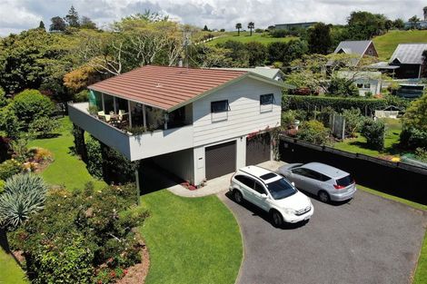 Photo of property in 11 Pohutukawa Drive, Athenree, Katikati, 3177