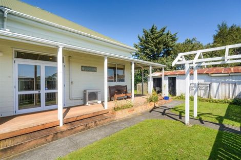 Photo of property in 20 Ross Street, Marton, 4710