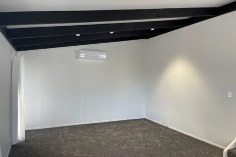 Photo of property in 6 Andros Place, Unsworth Heights, Auckland, 0632