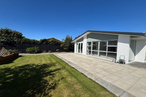 Photo of property in 102a Isleworth Road, Bishopdale, Christchurch, 8053
