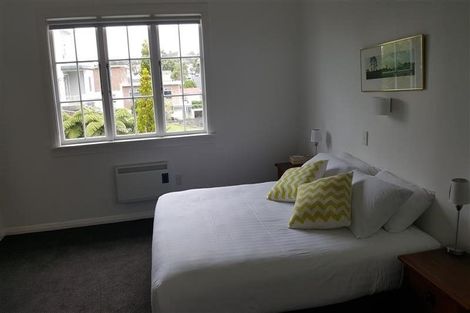 Photo of property in 9 Fillis Street, New Plymouth, 4310