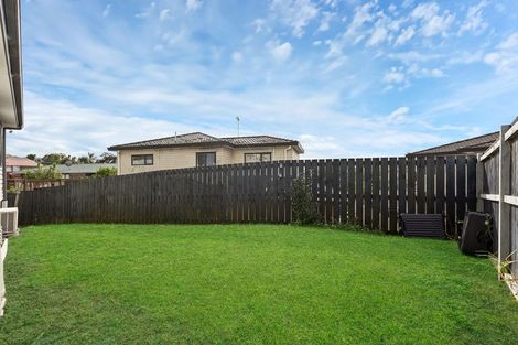 Photo of property in 2/65e Metcalfe Road, Ranui, Auckland, 0612