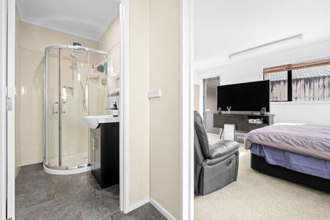 Photo of property in 22 Dorchester Place, Nawton, Hamilton, 3200