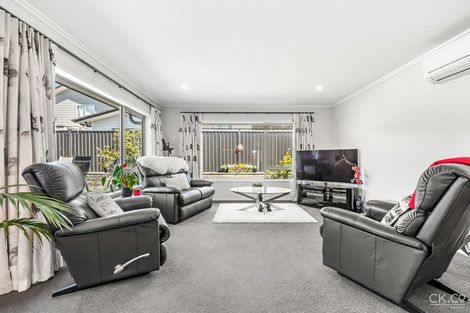 Photo of property in 23 Ashington Road, Silverstream, Upper Hutt, 5019