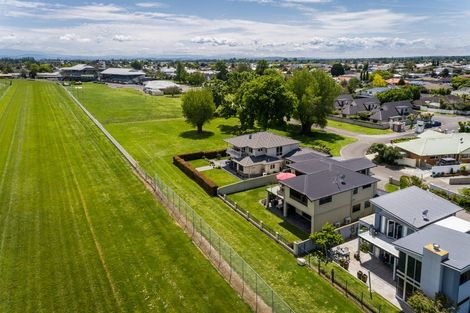 Photo of property in Cheltenham Court, 609 Market Street South, Hastings, 4122