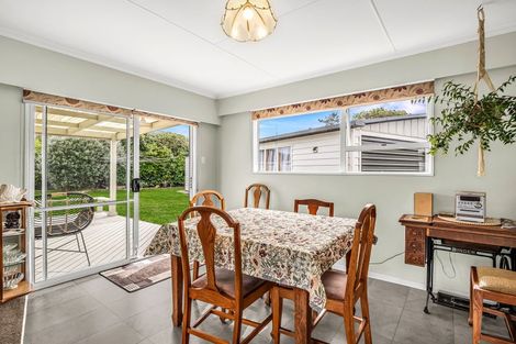 Photo of property in 14 Ferndale Place, Feilding, 4702