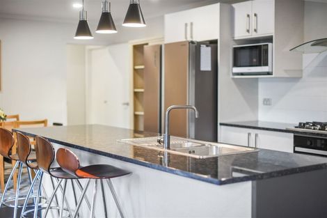 Photo of property in 37 Whitney Place, Rototuna North, Hamilton, 3210