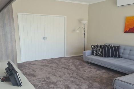 Photo of property in 19 Rue D' Amarres, Gulf Harbour, Whangaparaoa, 0930
