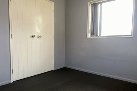 Photo of property in 10 Millcroft Lane, Ranui, Auckland, 0612