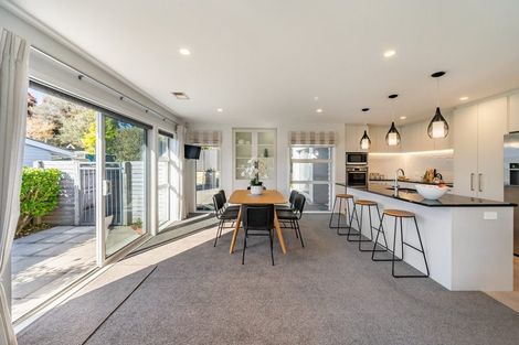 Photo of property in 9a Marlborough Street, Silverstream, Upper Hutt, 5019