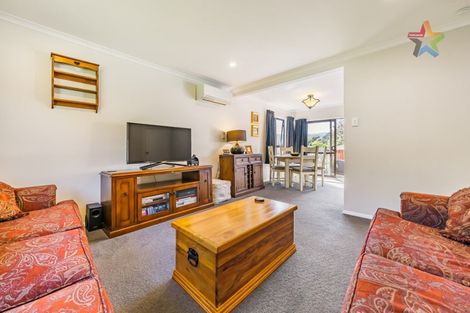 Photo of property in 13 Lees Grove, Wainuiomata, Lower Hutt, 5014