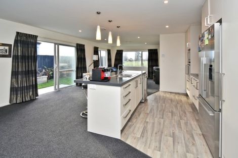 Photo of property in 12 Dunlops Crescent, Marshland, Christchurch, 8083